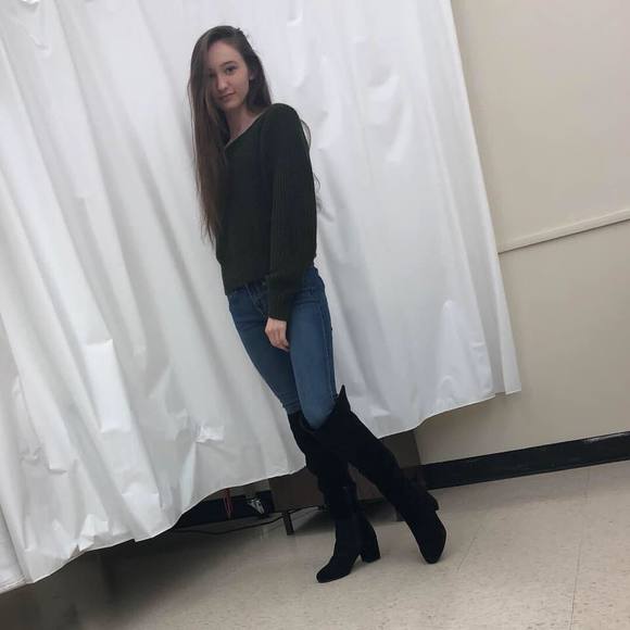 mirandaphill832